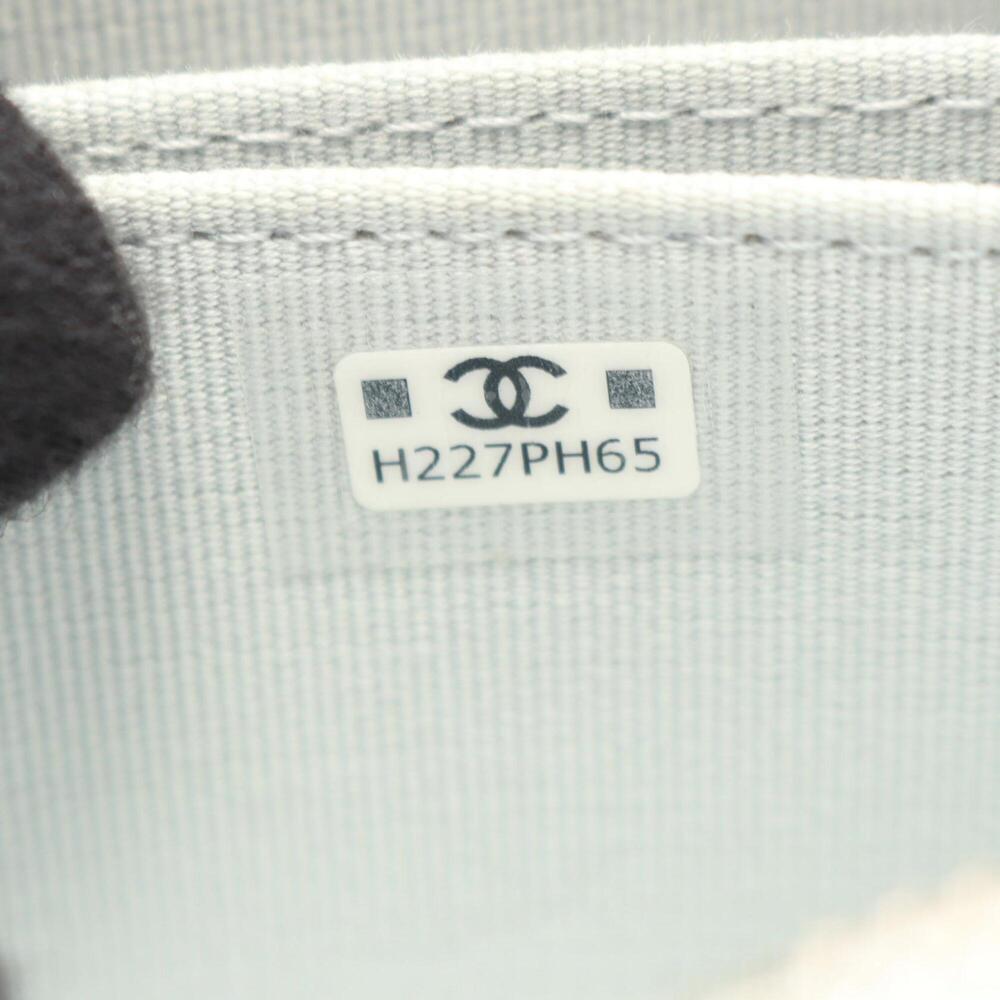CHANEL Blue Caviar Leather Wallet - Picture 5 of 8